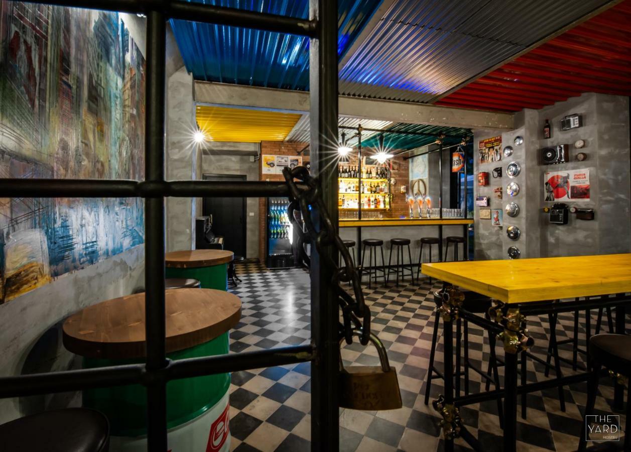 The Yard Hostel คาตาเนีย ภายนอก รูปภาพ