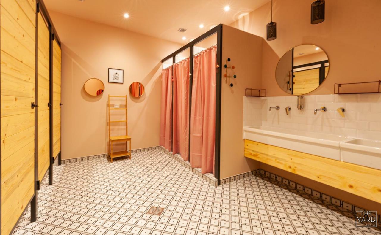 The Yard Hostel คาตาเนีย ภายนอก รูปภาพ